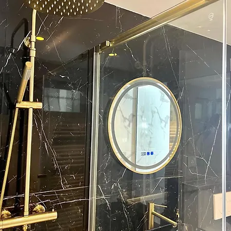 Charme Royal - Louis Xv - Metro 13 شقة *