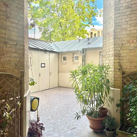 Charme Royal - Louis Xv - Metro 13 شقة *