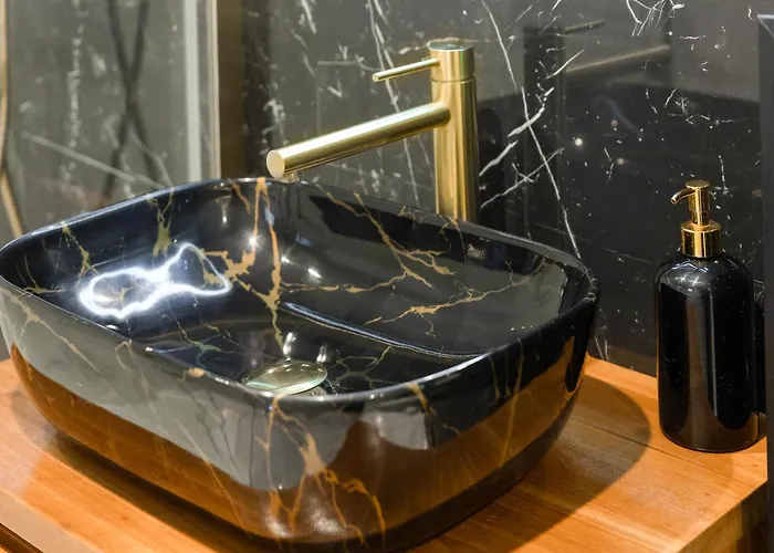 Charme Royal - Louis Xv - Metro 13 公寓